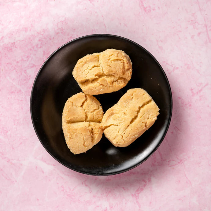 SUJI MAIDA NAANKHATAI